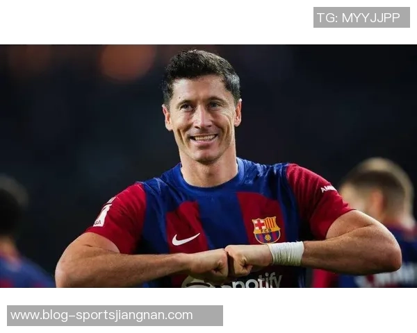 巴萨要求莱万不进球引争议记者直言违背体育精神影响比赛公平性